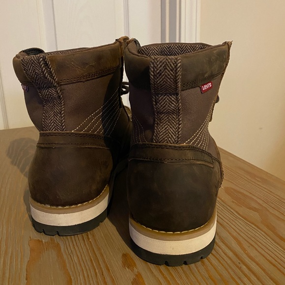 Men’s Levi’s Leather Brown Boots Size 11 - Picture 4 of 8